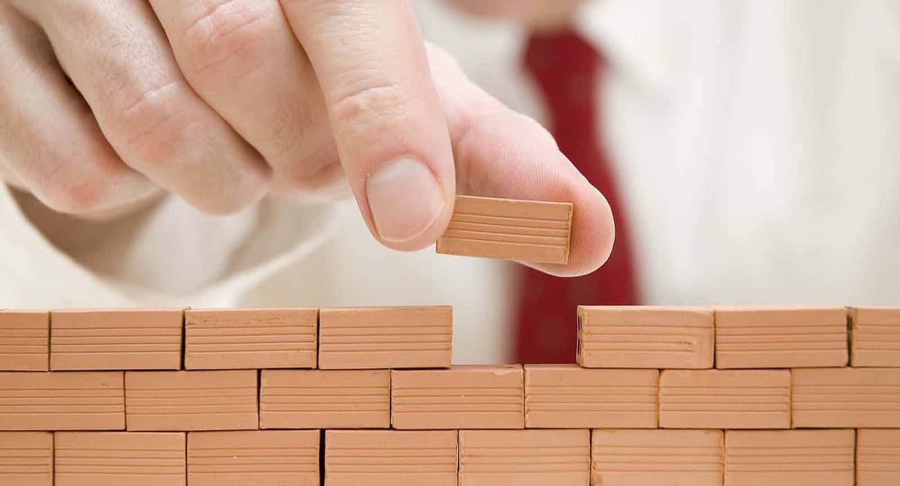 What Can a Party Wall Delay Actually Cost a Project Yate?